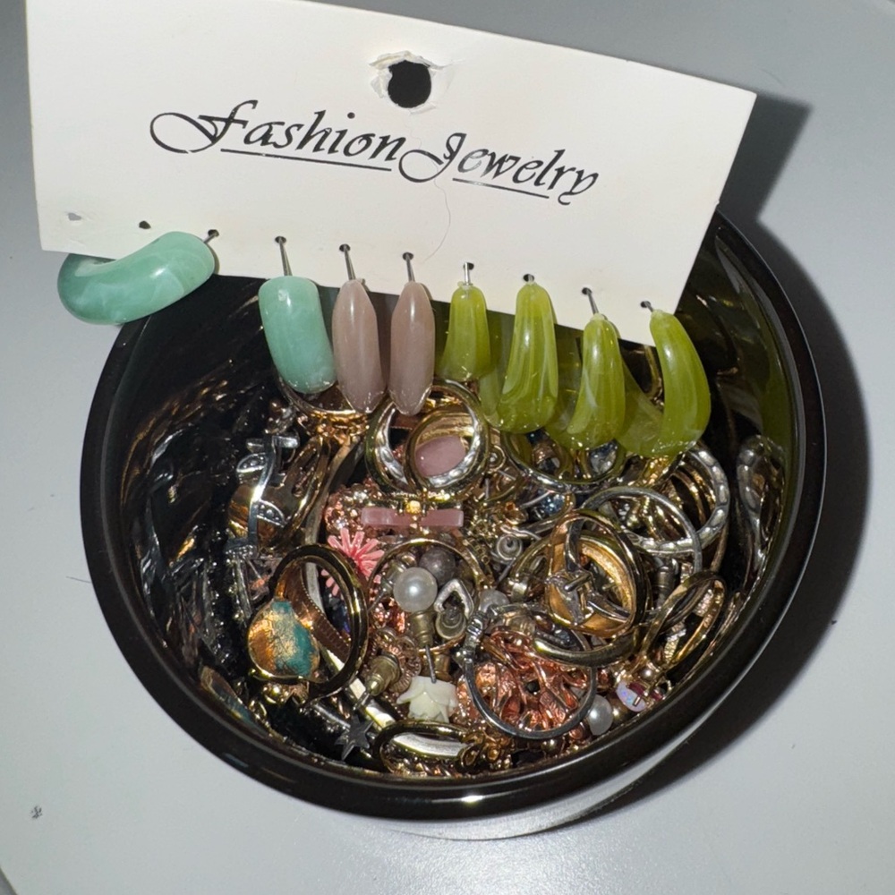 JEWERLY JAR!!